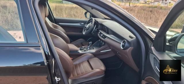 ALFA ROMEO Stelvio 2.2 T.diesel 210 CV AT8 Q4 Exec.