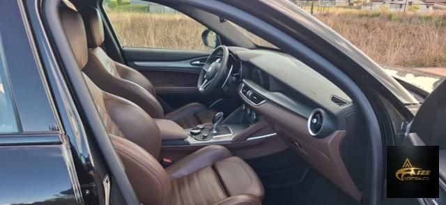 ALFA ROMEO Stelvio 2.2 T.diesel 210 CV AT8 Q4 Exec.