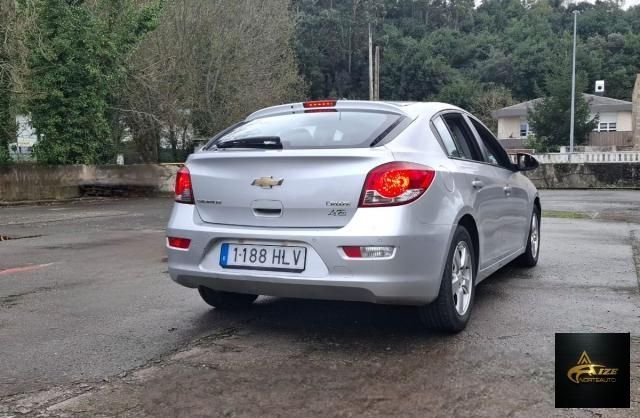 CHEVROLET Cruze