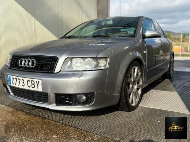 AUDI A4 1.9 TDI 130 CV