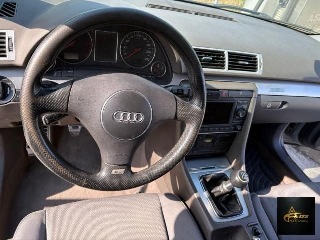 AUDI A4 1.9 TDI 130 CV