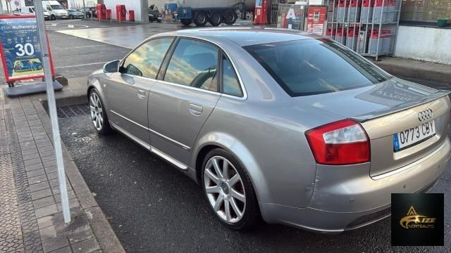 AUDI A4 1.9 TDI 130 CV