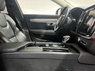 VOLVO S90 2.0 D3 Momentum Auto