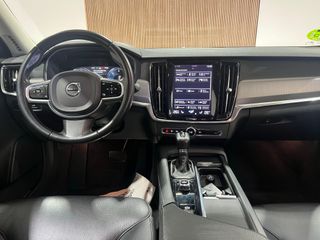 VOLVO S90 2.0 D3 Momentum Auto