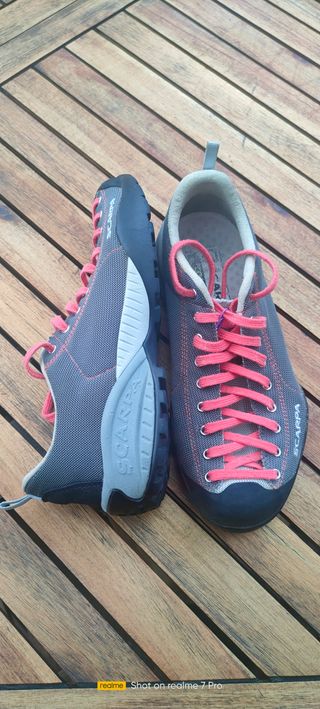 Scarpe sportive Scarpa grigie/rosa taglia 39.5