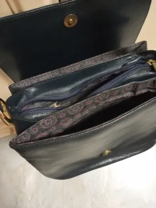 Bolso azul marino polipiel y ante