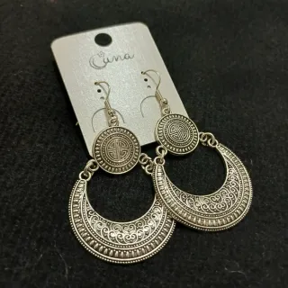 Pendientes Plateados Diseño Étnico