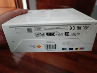 Mando PS5 DualSense Morado y Negro sin estrenar.