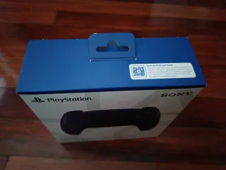 Mando PS5 DualSense Morado y Negro sin estrenar.