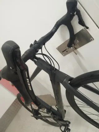 CUBE Attain SLX Shimano 105