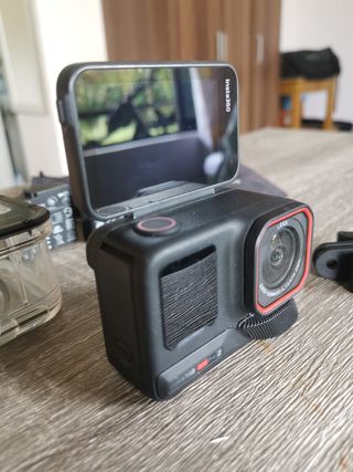 Insta360 Ace Pro 2 + Carcasa Buceo Original 60m