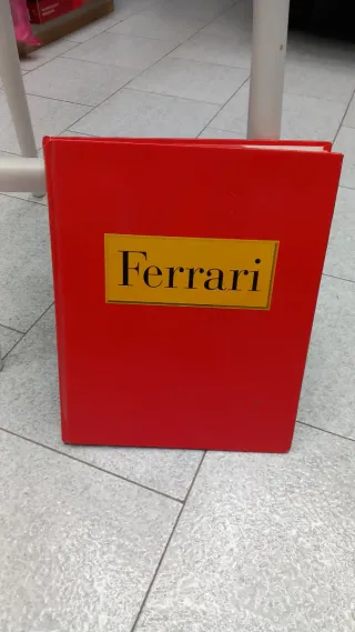 Libro Ferrari Rosso