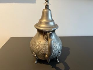 Gran Tetera Marroquí Antigua o Berrad