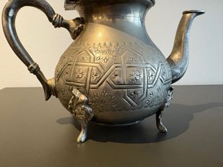 Gran Tetera Marroquí Antigua o Berrad