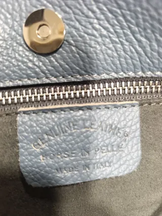 Bolso de piel gris azulado