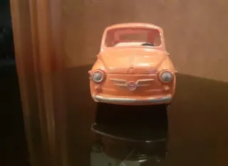 Seat 600 Naranja