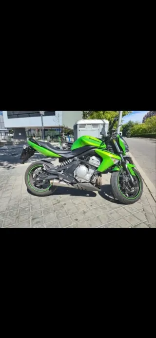 Kawasaki ER6n ABS 650cc Verde