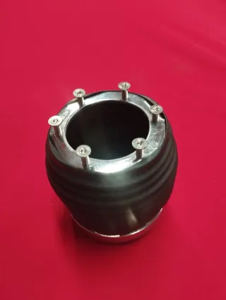 Piña Volante Momo Opel