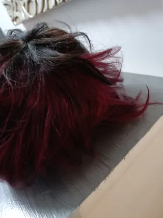 Peluca Bob sintético,aunque en la caja pone humano