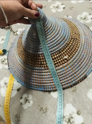 Cappello in paglia blu e marrone