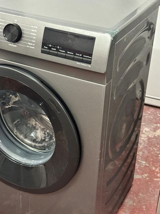 LAVADORA HISENSE INVERTER DE 8 KILOS EN GRIS