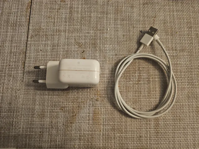 Cargador Apple 12W Original iPhone