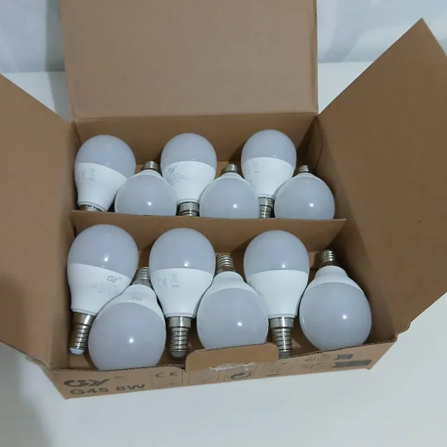Confezione da 12 nuove lampadine LED E14 8W