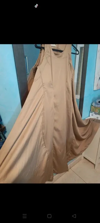 Vestido y chaqueta ZAGV talla L.