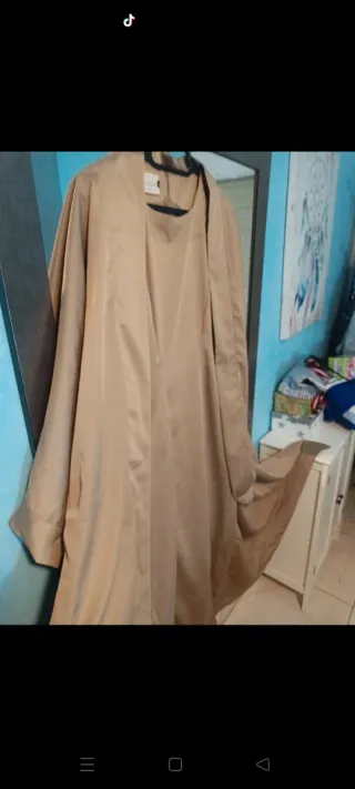 Vestido y chaqueta ZAGV talla L.