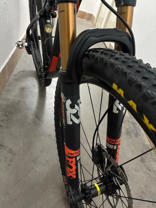 Orbea OIZ M50 L Negra-Naranja 2019
