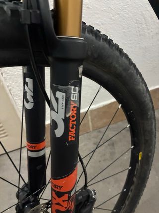 Orbea OIZ M50 L Negra-Naranja 2019