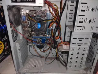 PC G2030 + Placa P8H61-M LX3 Plus R2