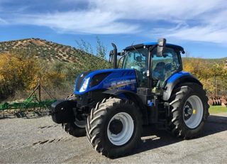 Tractor New Holland T7
