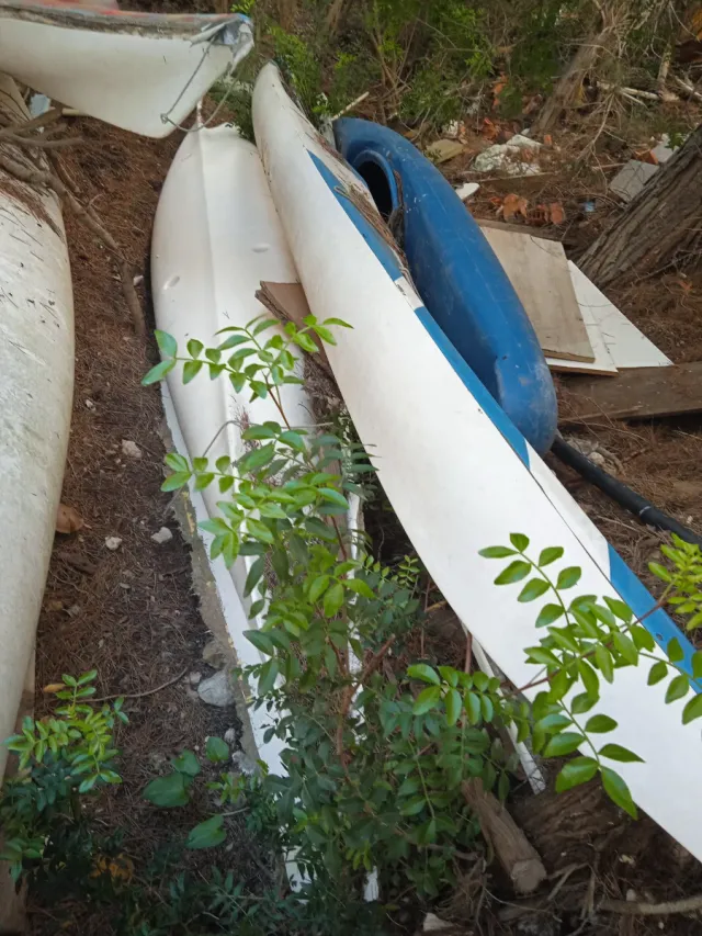 Piragua Kayak Blanca y Azul y otros colores y mode