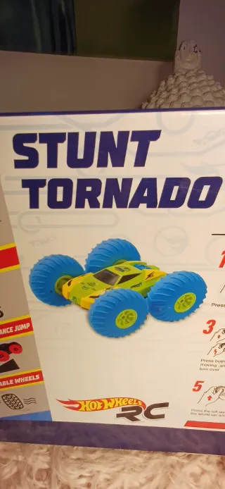 Coche teledirigido Hot Wheels RC Stunt