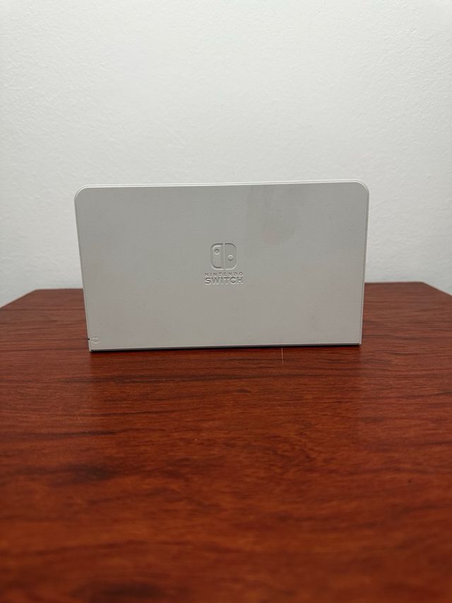 Nintendo Switch OLED + Mando + Acessórios