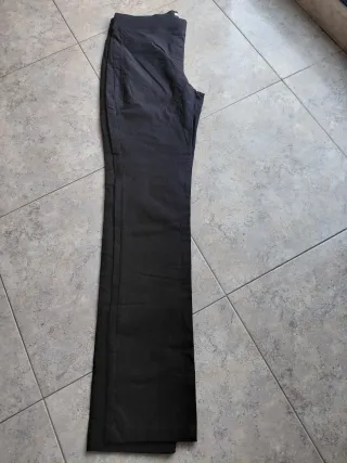 Pantalón negro talla M