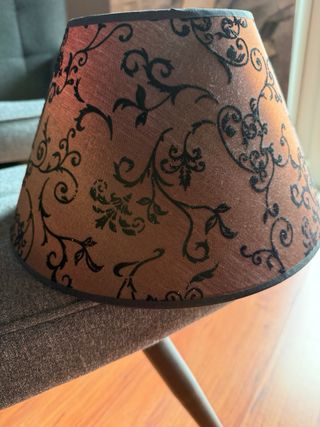 Paralume tessuto decorato