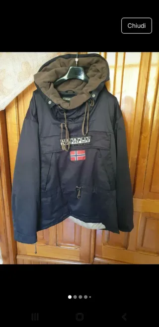 Giubbotto Napapijri blu con cappuccio