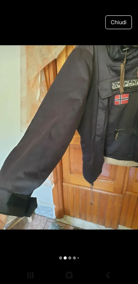 Giubbotto Napapijri blu con cappuccio