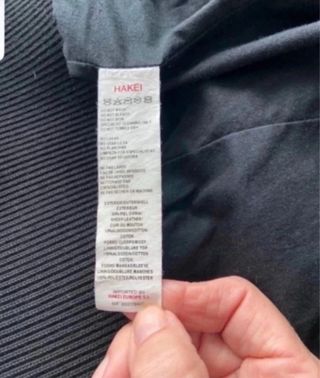 Cazadora de cuero negra