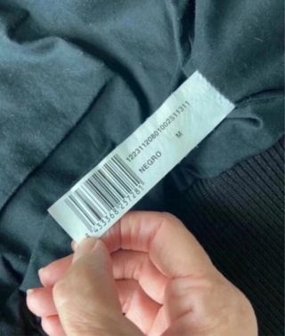 Cazadora de cuero negra