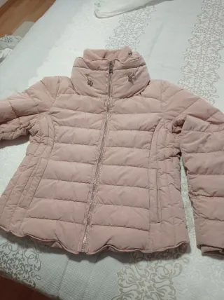 Cazadora acolchada rosa