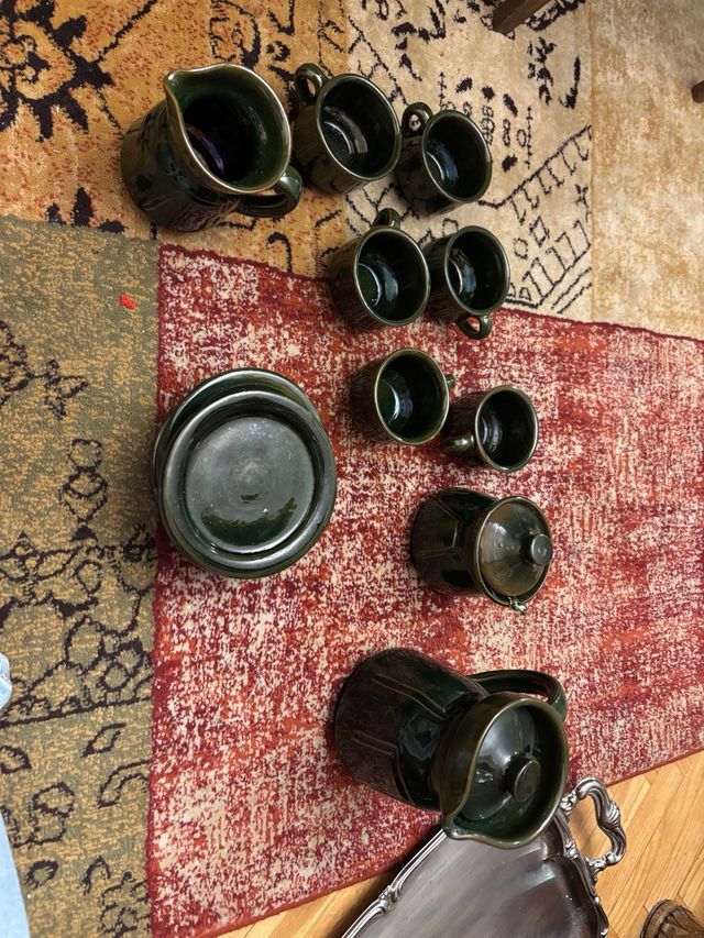 Juego de café de cerámica verde