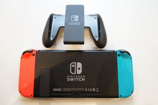 Nintendo Switch HAC-001(-01) Azul/Rojo