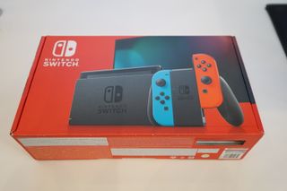 Nintendo Switch HAC-001(-01) Azul/Rojo