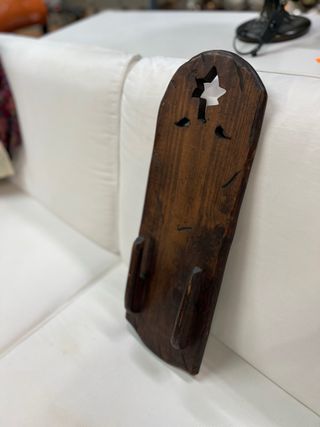 Perchero madera antiguo tallado