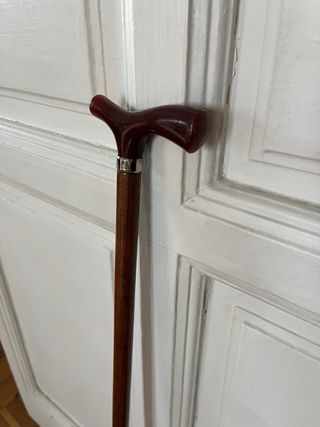 Bastón de madera clásico