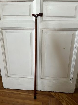 Bastón de madera clásico