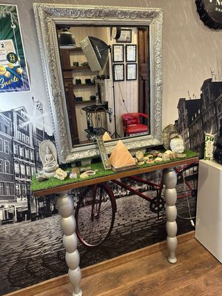 Consola de diseño único Espejo color plata